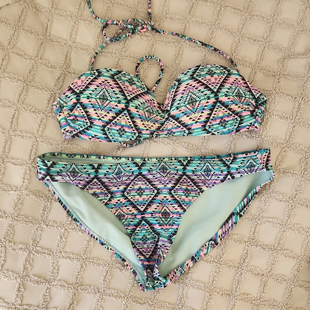 No Boundaries Aztec Bohemian 2 Piece Swim Suit Top Small/Bottom Large